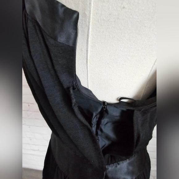 Development by Erica Davies Wool & Silk Embellished Top | Black | Size 2 - Picture 4 of 11